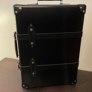 Globe-Trotter Centenary Carry-On. Black / Black with Silver Hardware